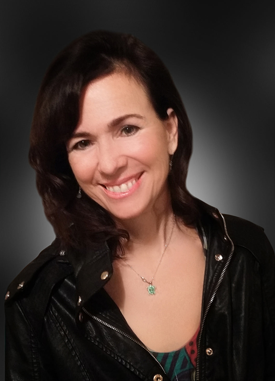 Lorraine Marshall, CEO & Founder - craftershotknife